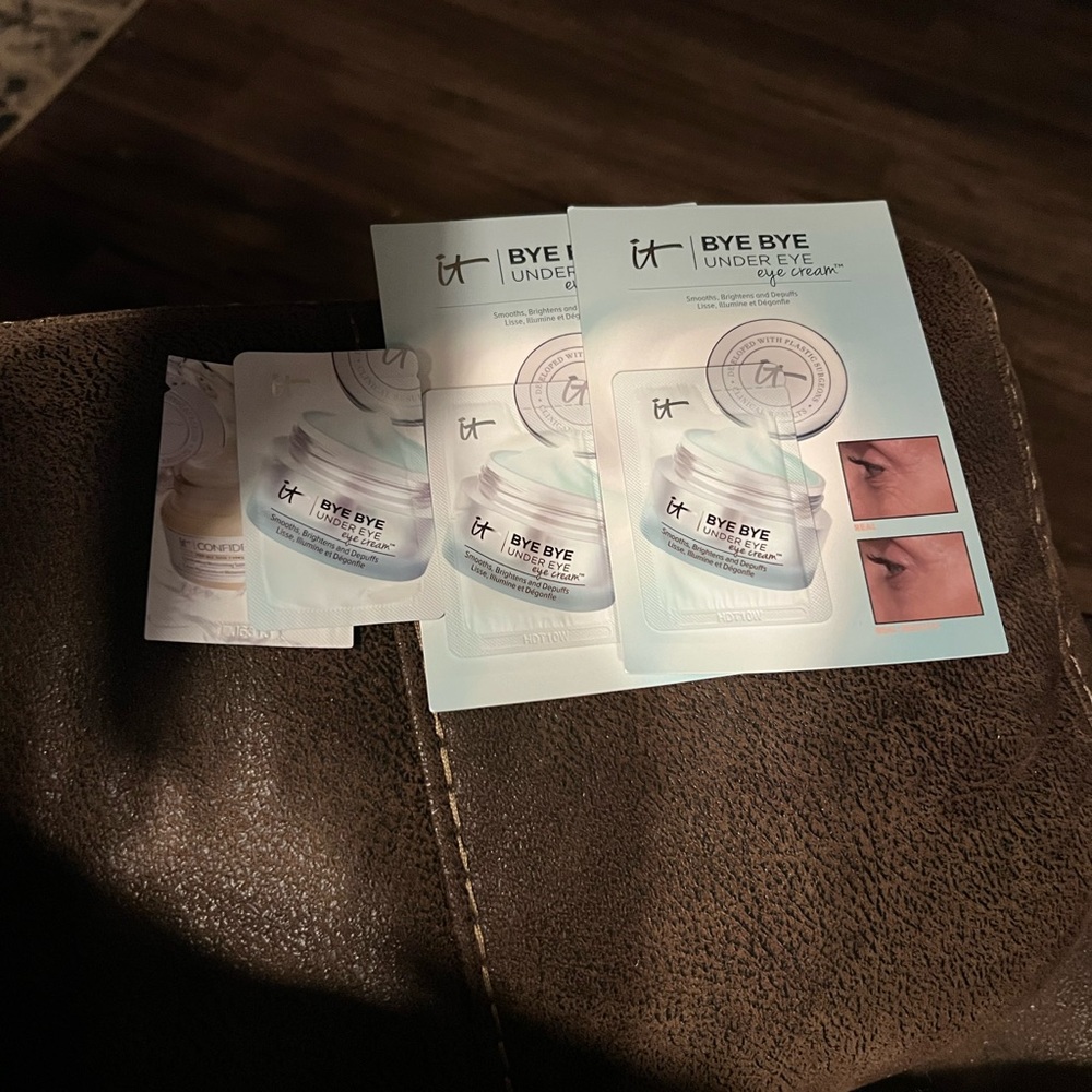 IT Cosmetics Bye Bye Under Eye Cream with Light Blue and White Packaging sample